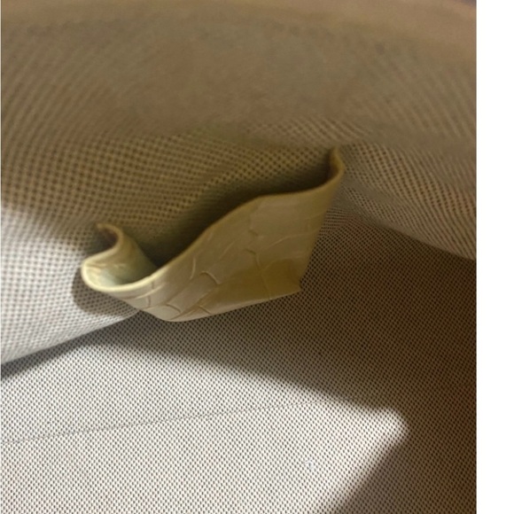 Dooney bourke Cream Croc-Embossed leather satchel Handbag - Picture 9 of 11